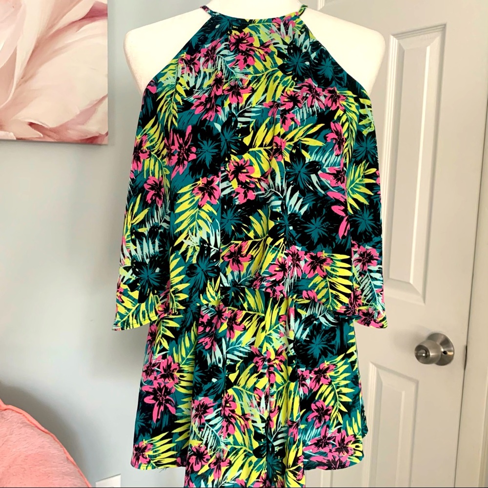 Charlotte Russe Tropical Romper XS 🍃🌺🌴
